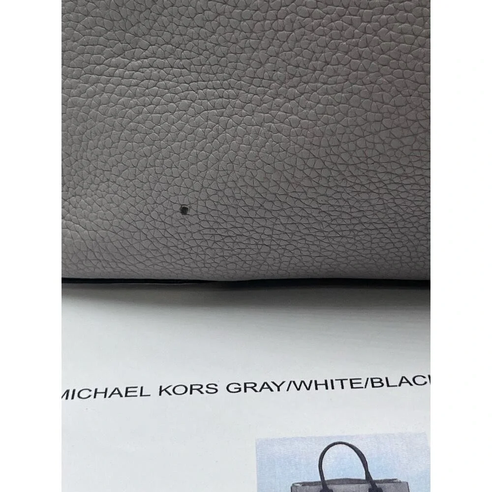 MICHAEL KORS Mercer Color-Block Saffiano Leather Large Convertible Tote Bag COA